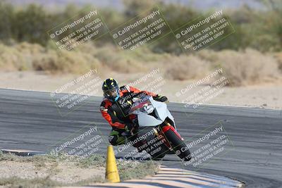 media/Nov-16-2025-Race Pace (Sun) [[8c5fa54630]]/Non Verified Riders (1st 20 Minutes)/2-Turn 10 (1010am)/